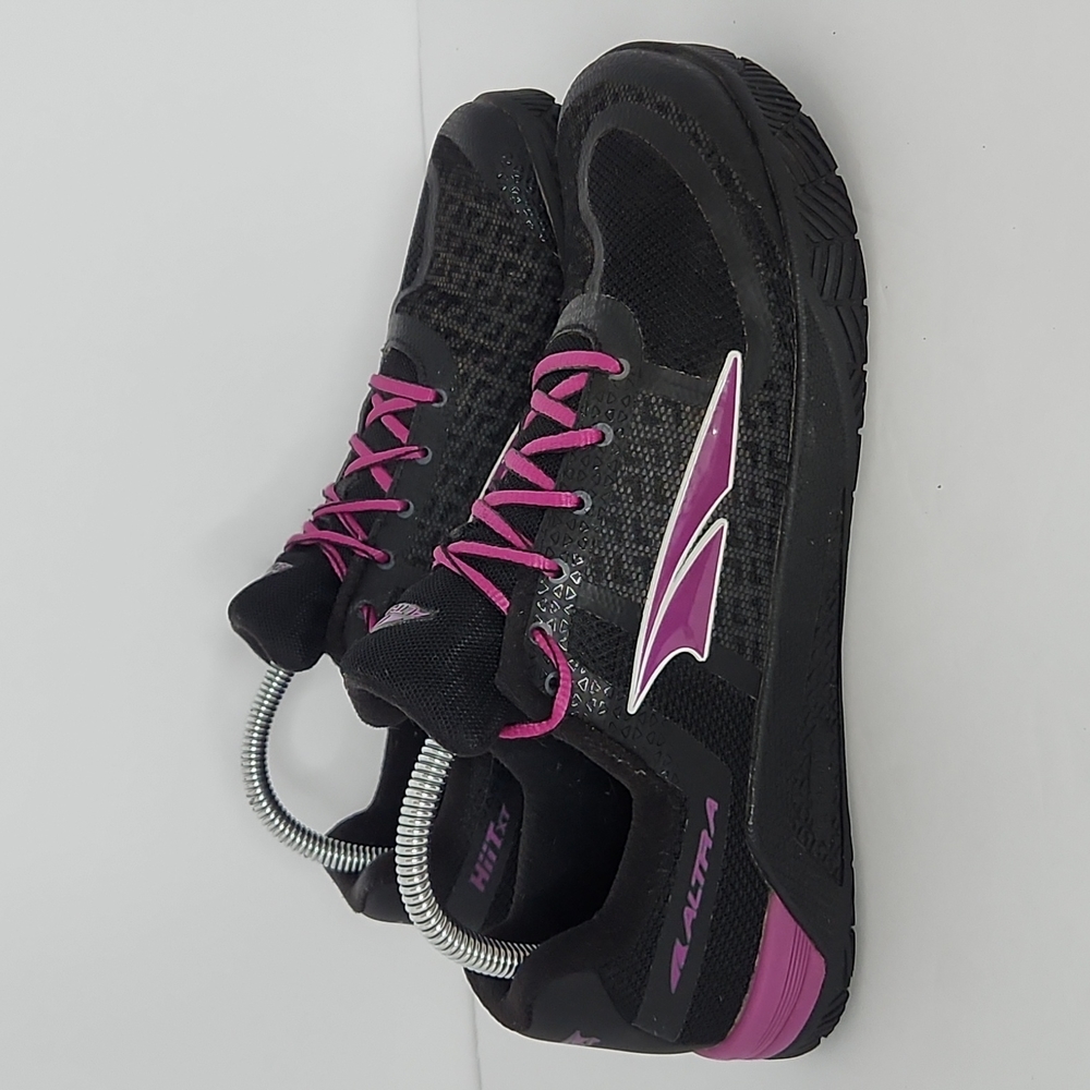 Altra HIIT XT sneakers - So Cute!!